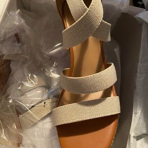 Crown and Ivy Wedges